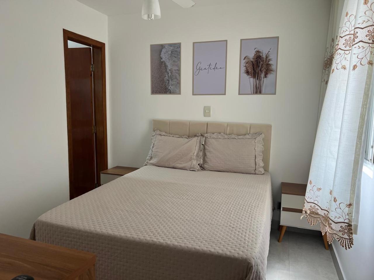 Beleza De Apartamento 300 Metros Da Praia Гуаружа Экстерьер фото